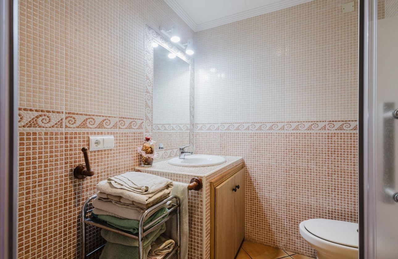 Resale - Bungalow - Torrevieja - PLAYA DE LA MATA