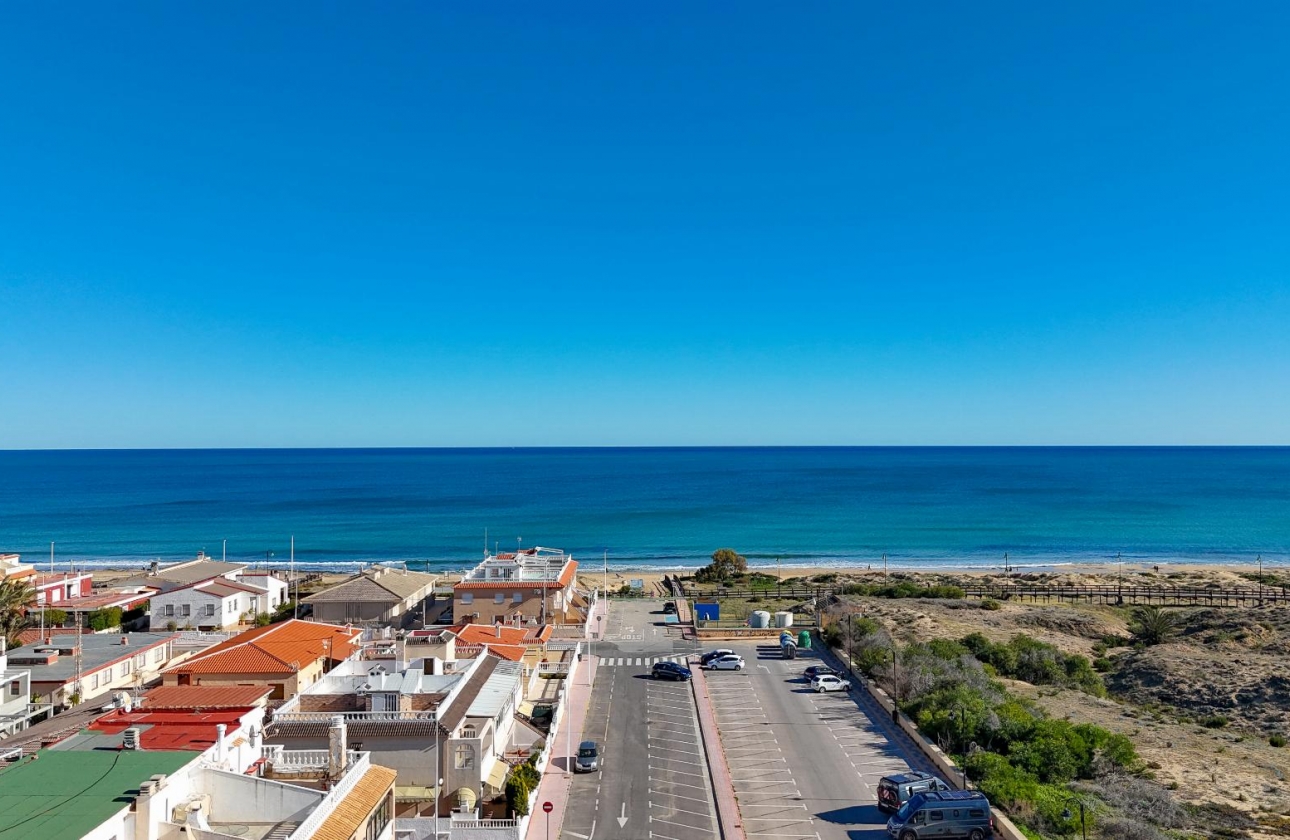 Resale - Bungalow - Torrevieja - PLAYA DE LA MATA