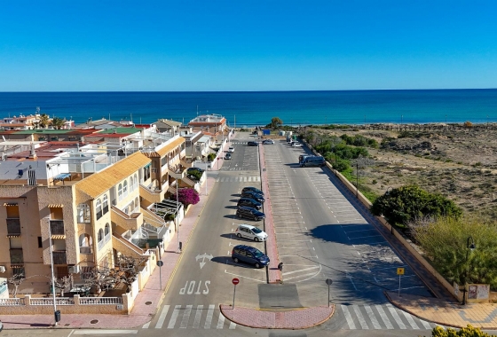 Resale - Bungalow - Torrevieja - PLAYA DE LA MATA