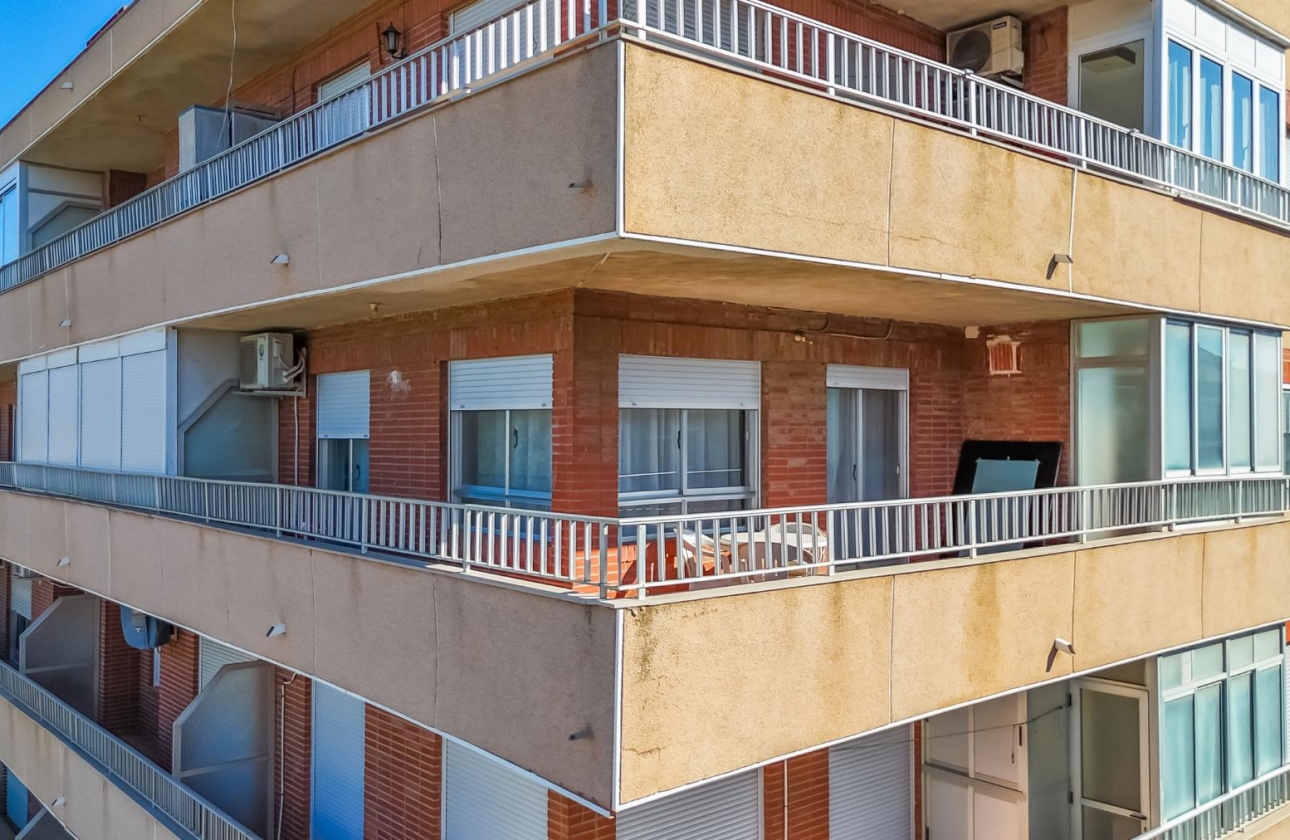 Resale - Apartment - Torrevieja - Playa del Acequión