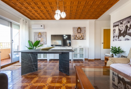 Resale - Apartment - Torrevieja - Playa del Acequión