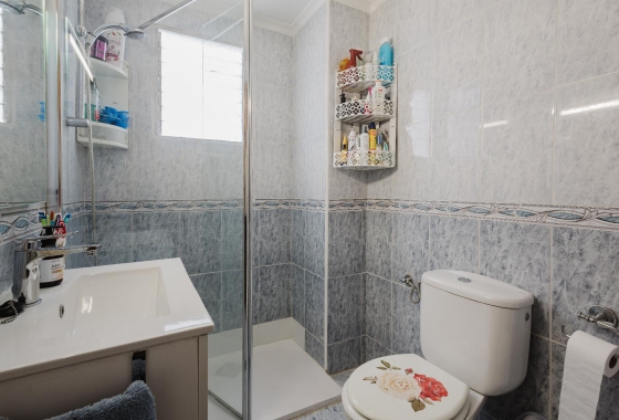 Resale - Apartment - Torrevieja - Playa del Acequión