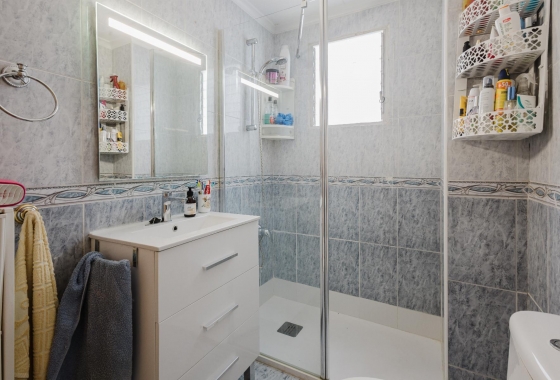 Resale - Apartment - Torrevieja - Playa del Acequión