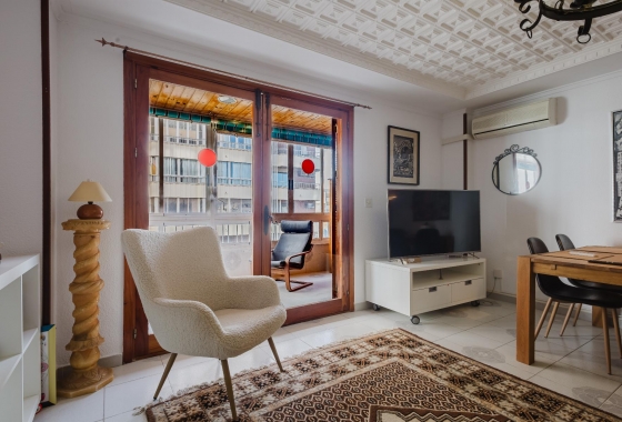 Resale - Apartment - Torrevieja - Playa del Acequión