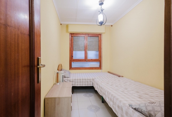 Resale - Apartment - Torrevieja - Playa del Acequión