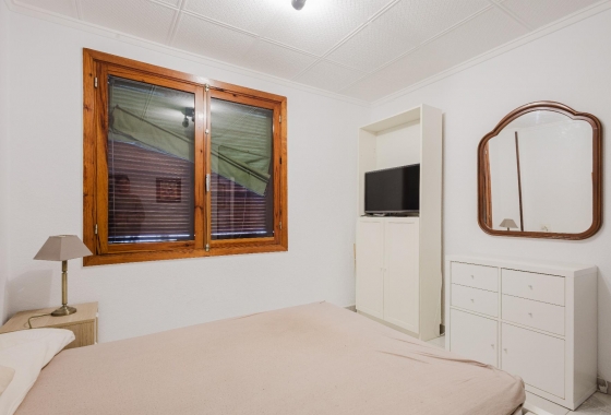 Resale - Apartment - Torrevieja - Playa del Acequión