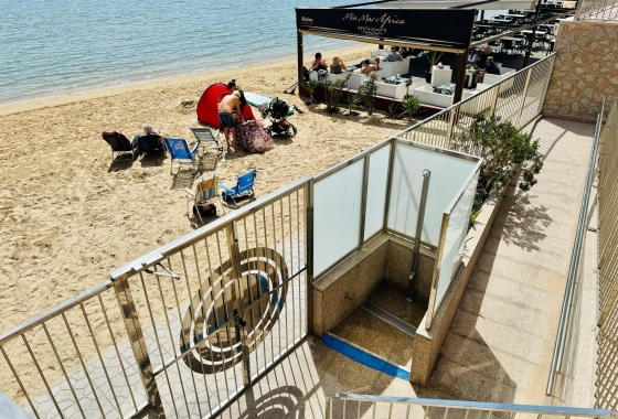 Resale - Apartment - Torrevieja - Playa del Acequión