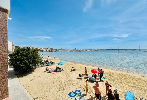 Resale - Apartment - Torrevieja - Playa del Acequión