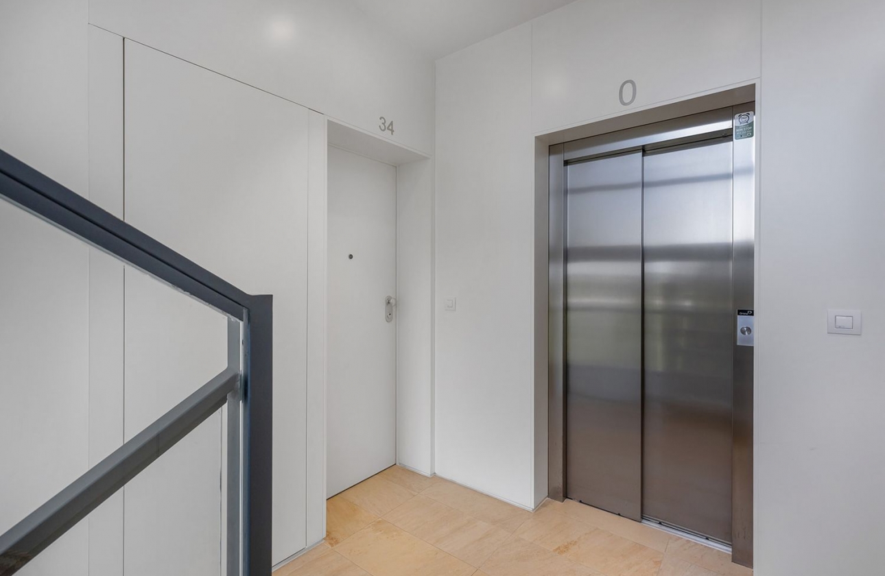 Resale - Flat - Orihuela - Las Colinas Golf