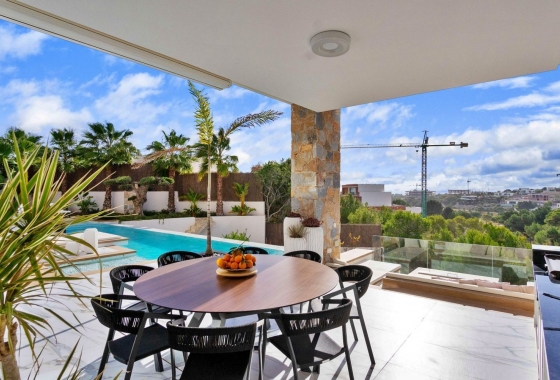 Resale - Villa - Orihuela - Las Colinas Golf