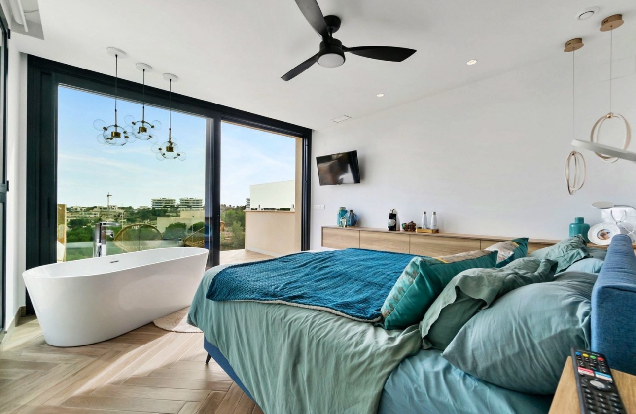 Resale - Villa - Orihuela - Las Colinas Golf