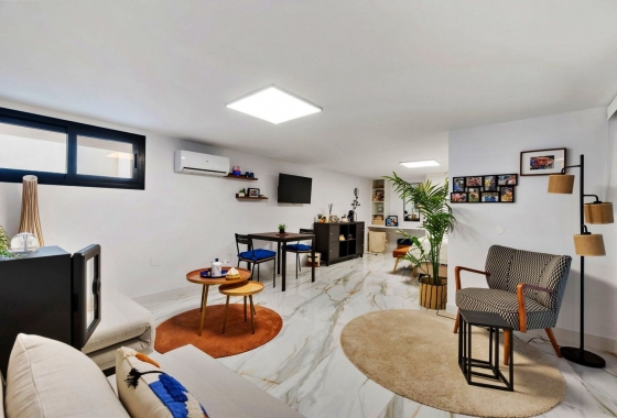 Resale - Villa - Orihuela - Las Colinas Golf