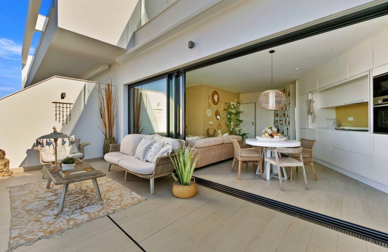 Resale - Flat - Orihuela - Las Colinas Golf