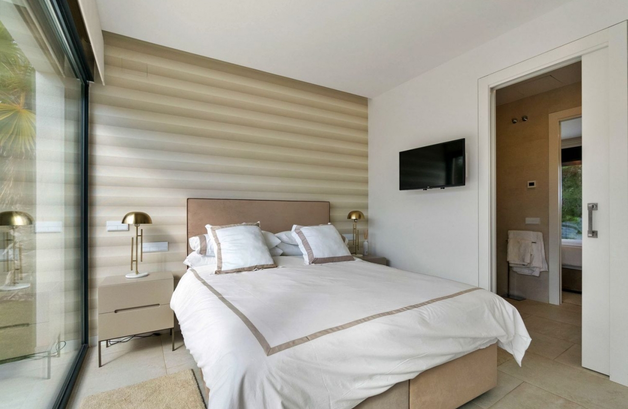 Resale - Villa - Orihuela - Las Colinas Golf