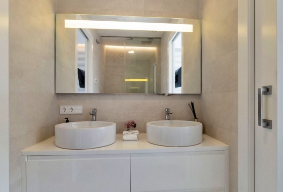 Resale - Villa - Orihuela - Las Colinas Golf