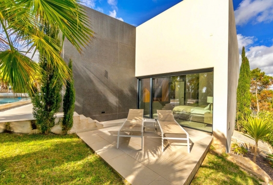 Resale - Villa - Orihuela - Las Colinas Golf