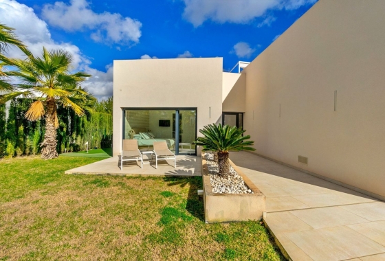 Resale - Villa - Orihuela - Las Colinas Golf