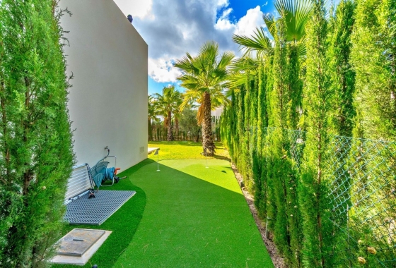 Resale - Villa - Orihuela - Las Colinas Golf