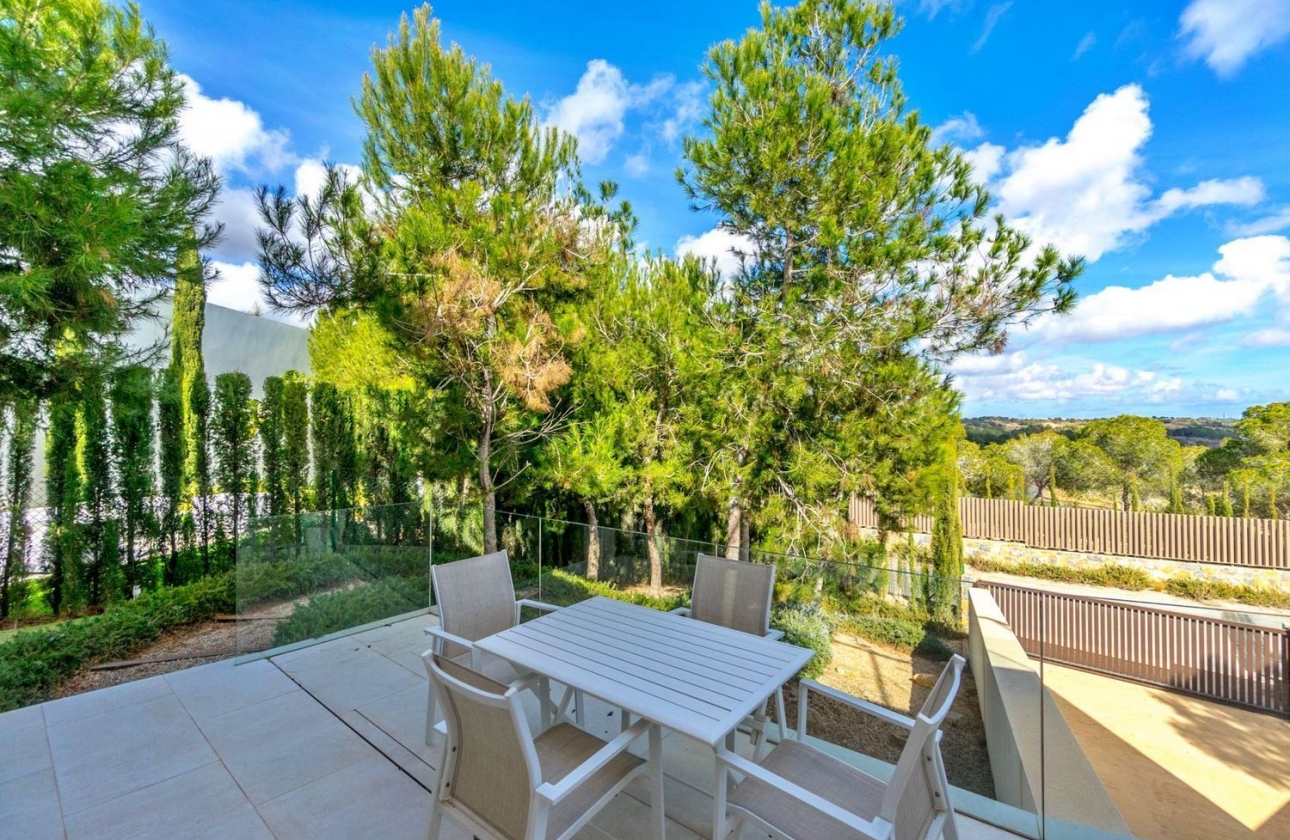 Resale - Villa - Orihuela - Las Colinas Golf