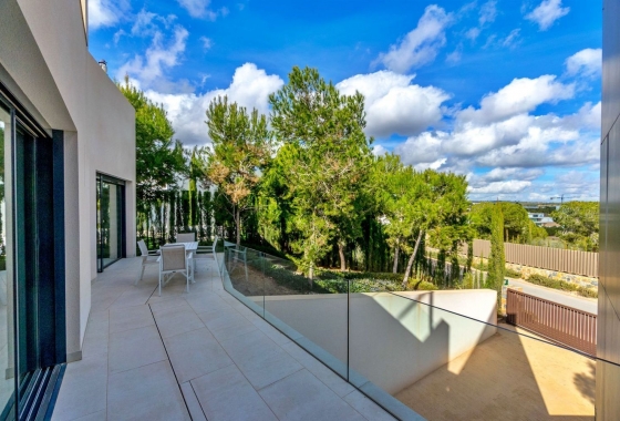 Resale - Villa - Orihuela - Las Colinas Golf