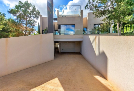 Resale - Villa - Orihuela - Las Colinas Golf