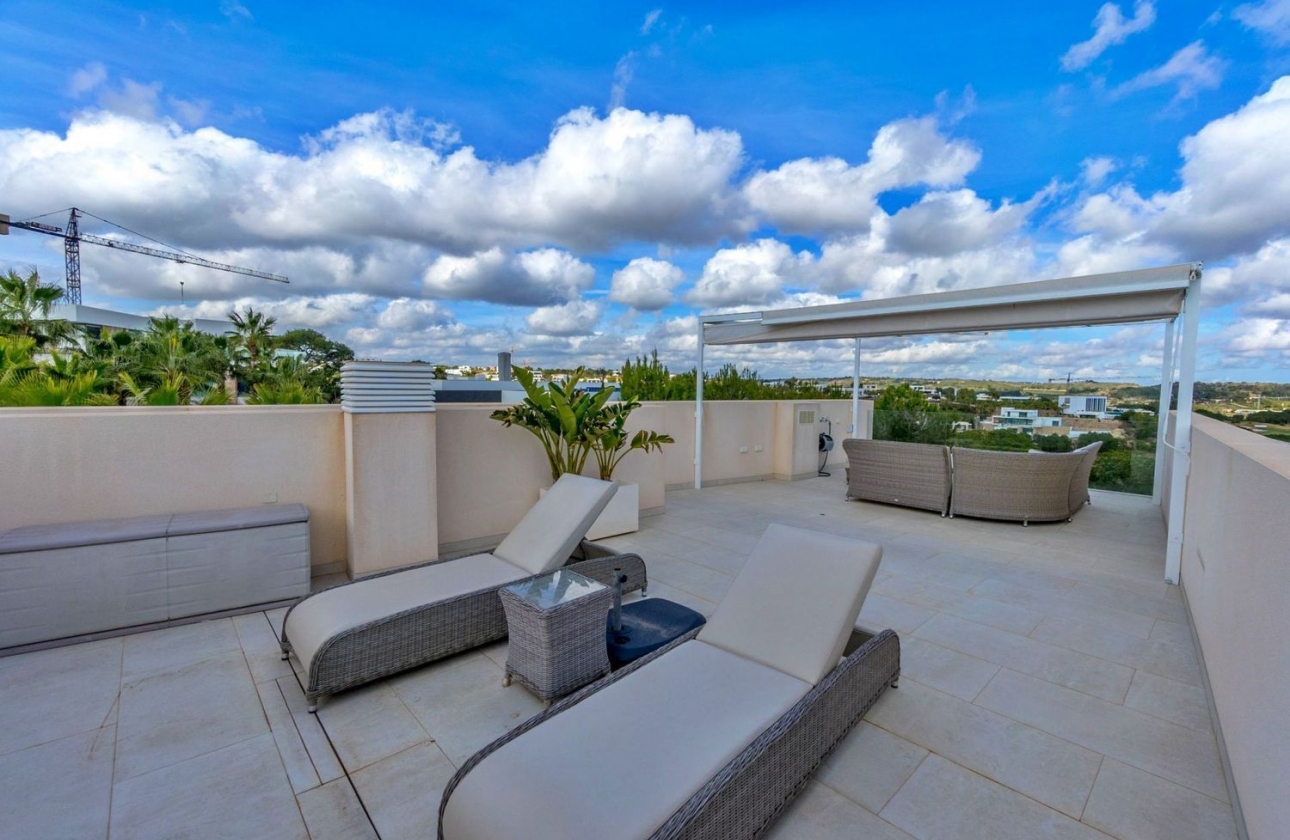 Resale - Villa - Orihuela - Las Colinas Golf