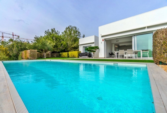 Resale - Villa - Orihuela - Las Colinas Golf