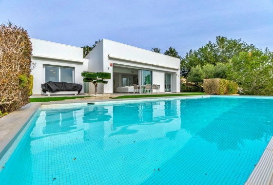 Resale - Villa - Orihuela - Las Colinas Golf