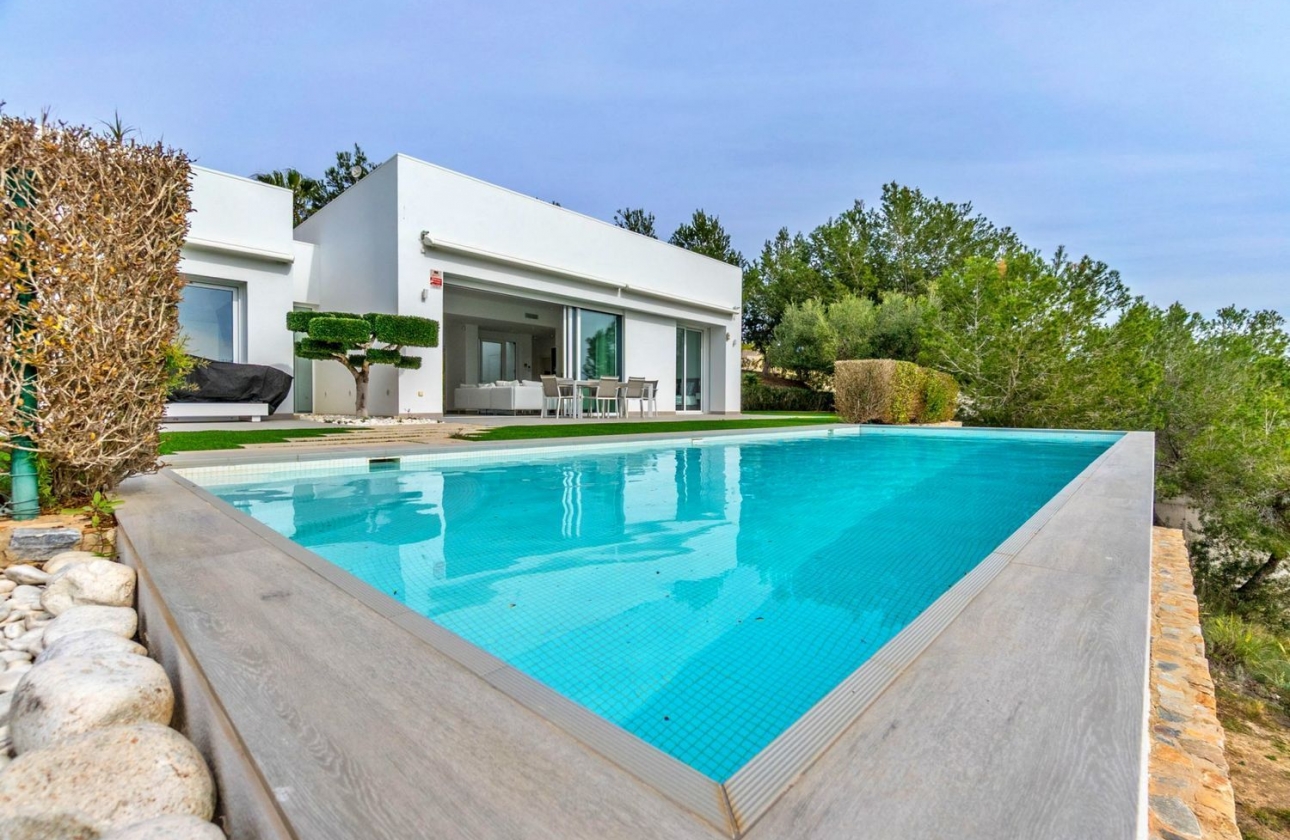 Resale - Villa - Orihuela - Las Colinas Golf