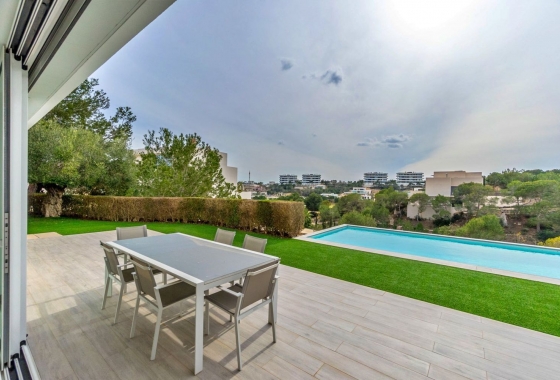 Resale - Villa - Orihuela - Las Colinas Golf