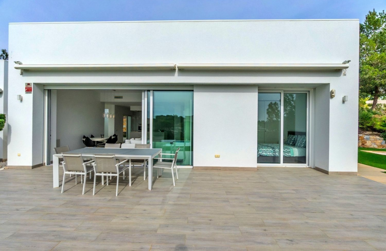Resale - Villa - Orihuela - Las Colinas Golf