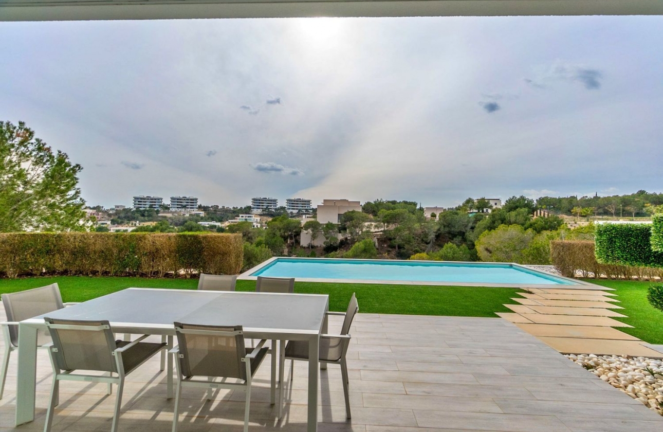 Resale - Villa - Orihuela - Las Colinas Golf