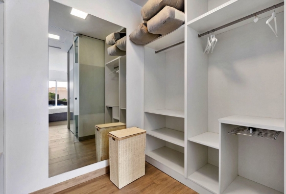 Resale - Villa - Orihuela - Las Colinas Golf