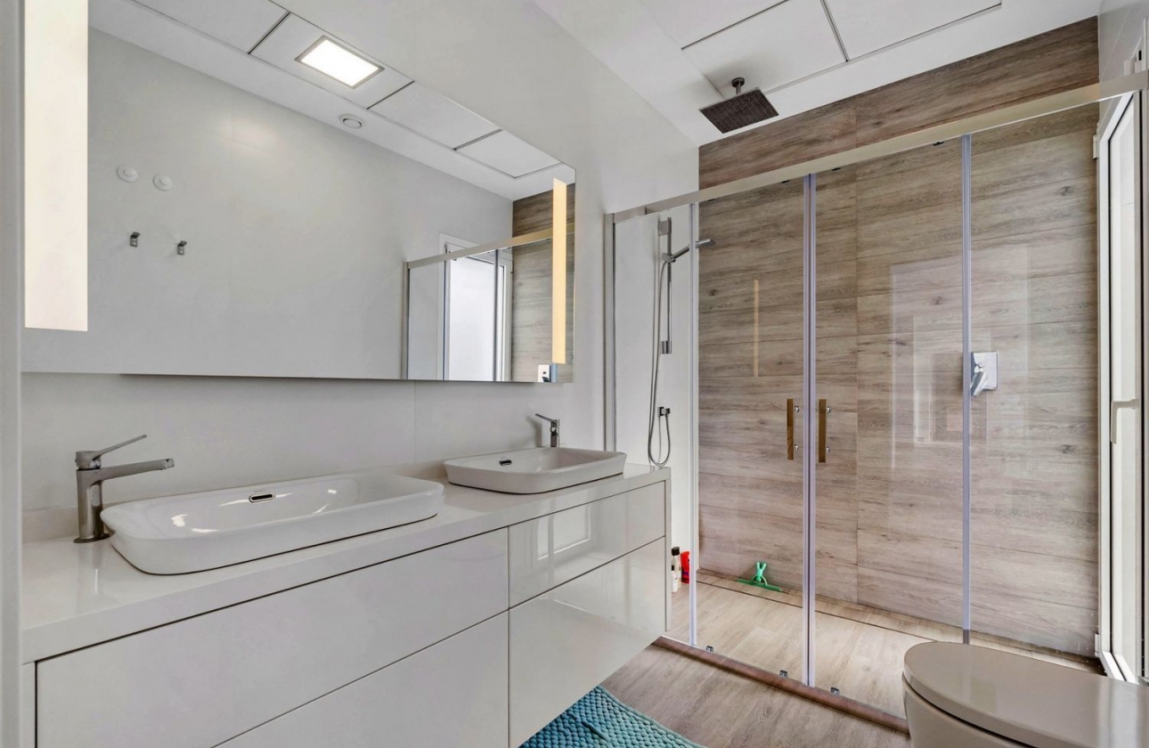 Resale - Villa - Orihuela - Las Colinas Golf