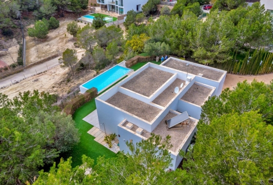 Resale - Villa - Orihuela - Las Colinas Golf