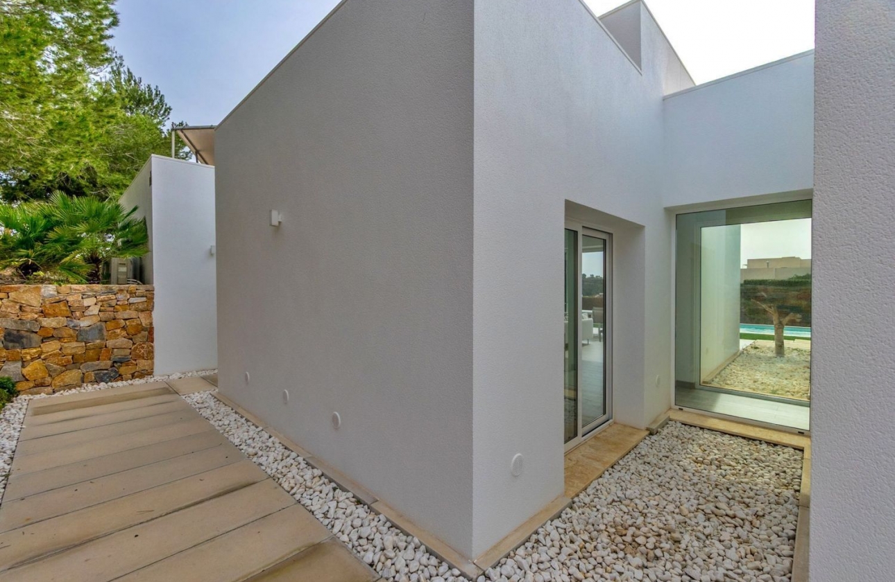 Resale - Villa - Orihuela - Las Colinas Golf