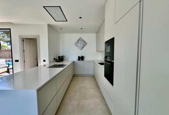 Resale - Villa - Orihuela - Las Colinas Golf