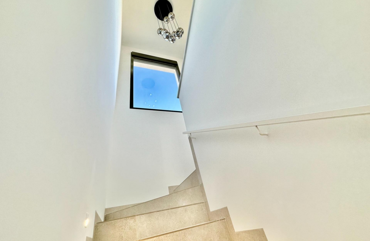 Resale - Villa - Orihuela - Las Colinas Golf