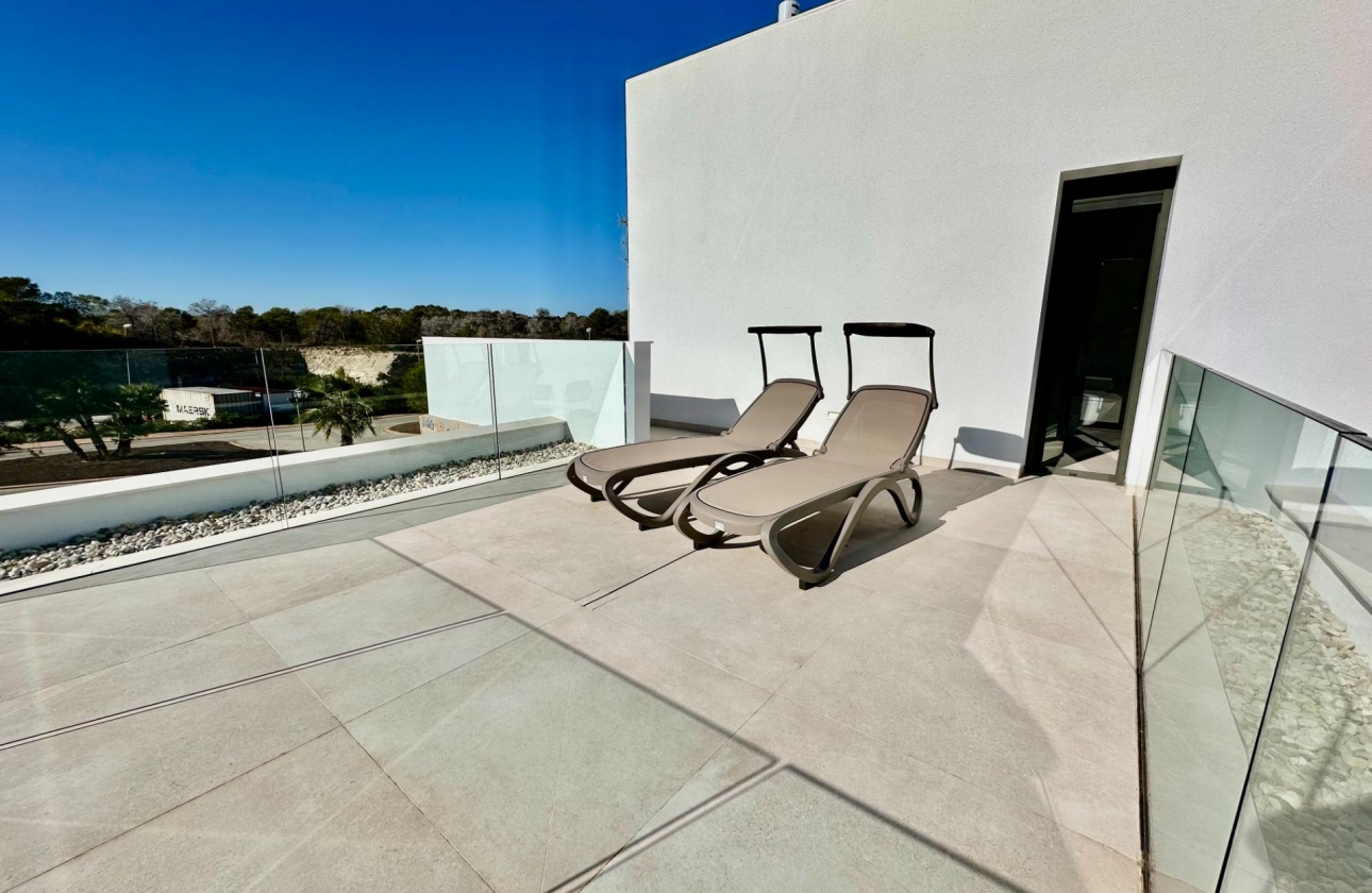 Resale - Villa - Orihuela - Las Colinas Golf