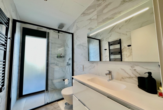 Resale - Villa - Orihuela - Las Colinas Golf