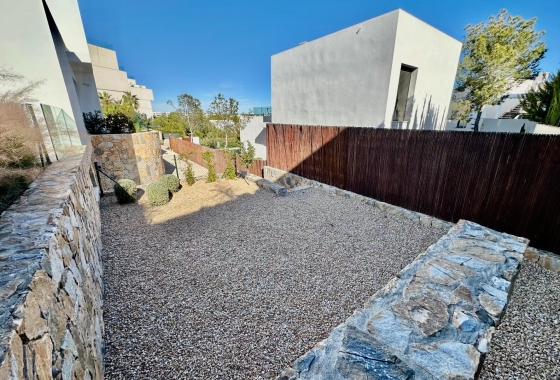 Resale - Villa - Orihuela - Las Colinas Golf