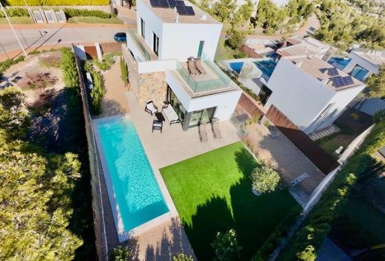 Resale - Villa - Orihuela - Las Colinas Golf