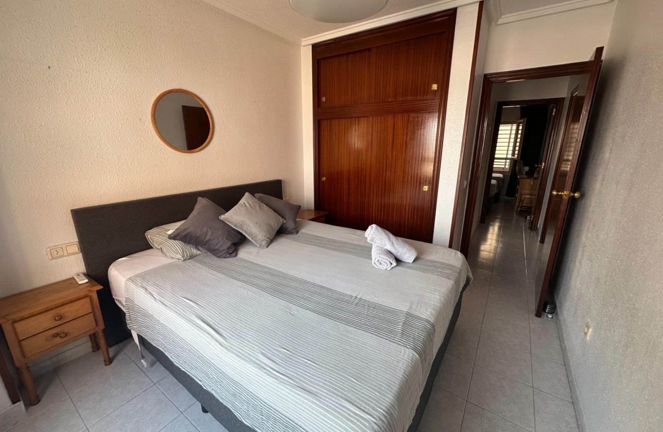 Resale - Apartment - Torrevieja - Centro