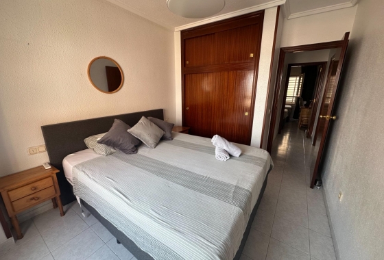 Resale - Apartment - Torrevieja - Centro