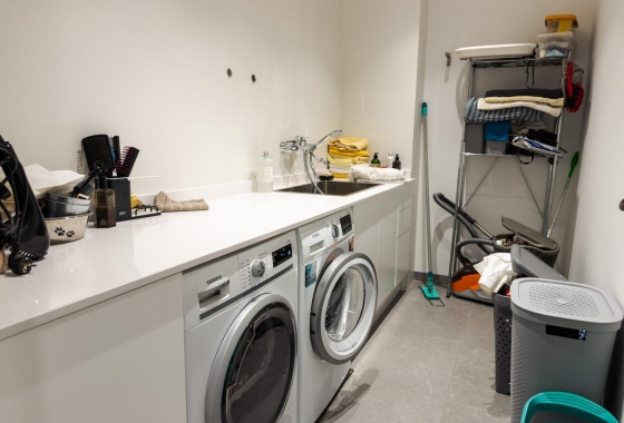 Resale - Villa - Orihuela - Las Colinas Golf