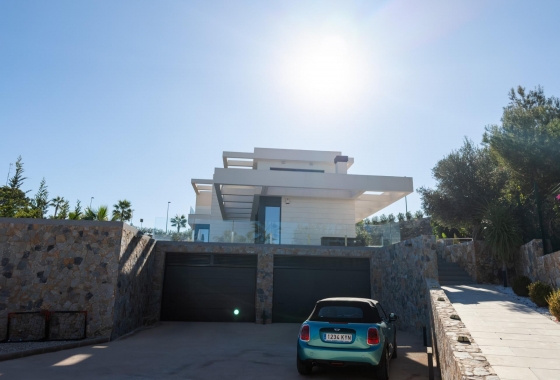 Resale - Villa - Orihuela - Las Colinas Golf