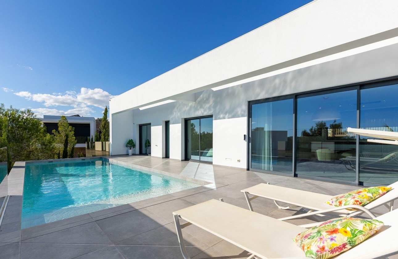 Resale - Villa - Orihuela - Las Colinas Golf