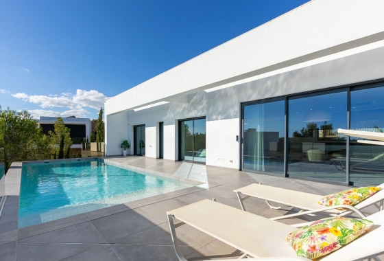 Resale - Villa - Orihuela - Las Colinas Golf