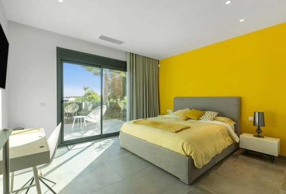 Resale - Villa - Orihuela - Las Colinas Golf