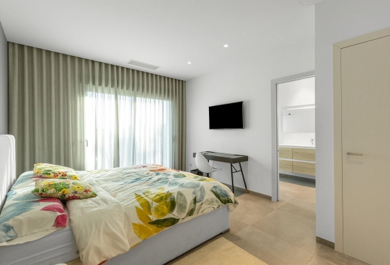 Resale - Villa - Orihuela - Las Colinas Golf